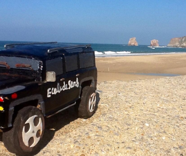  阿基坦冲浪学校 